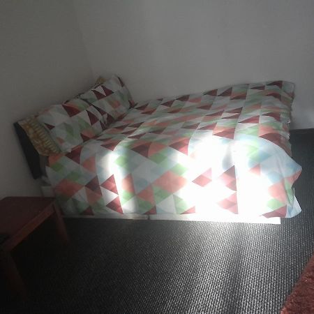 Апартаменти Lovely 1-Bed Studio In Лондон Екстер'єр фото