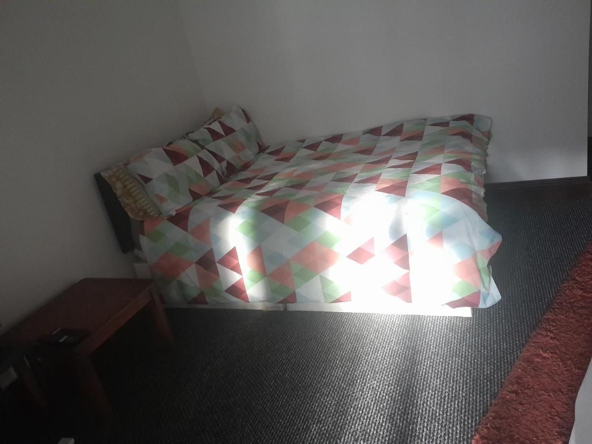 Апартаменти Lovely 1-Bed Studio In Лондон Екстер'єр фото